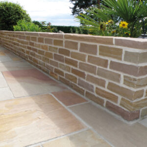 Cottagestone-Walling-Lakeland-with-matching-copings
