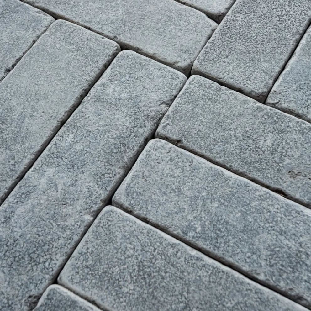 Melly Grey Egyptian Limestone Setts